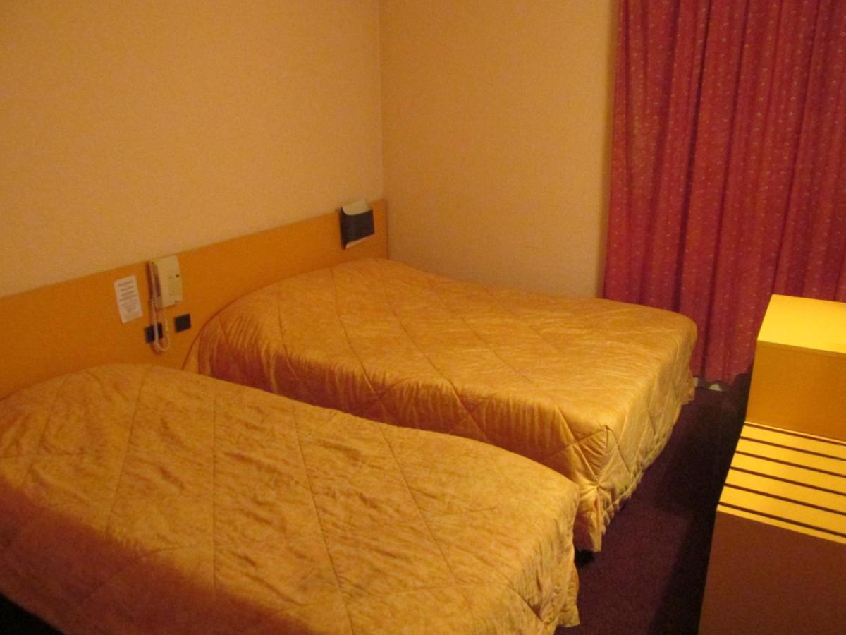Hotel Estival Arriel Lourdes Eksteriør bilde